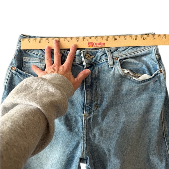 Free People light blue denim jeans raw hem size 28 - Picture 9 of 14